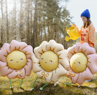 LIGHT BEIGE FLOWER WALKING FOIL BALLOON