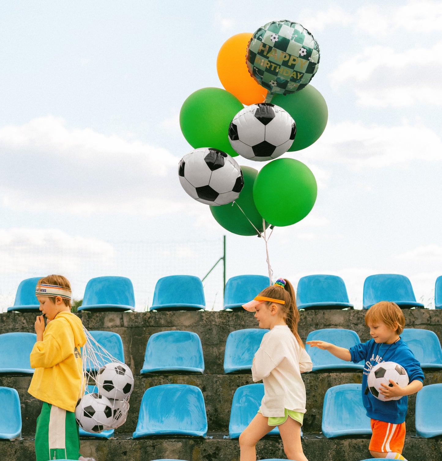 FOOTBALL FOIL BALLOON