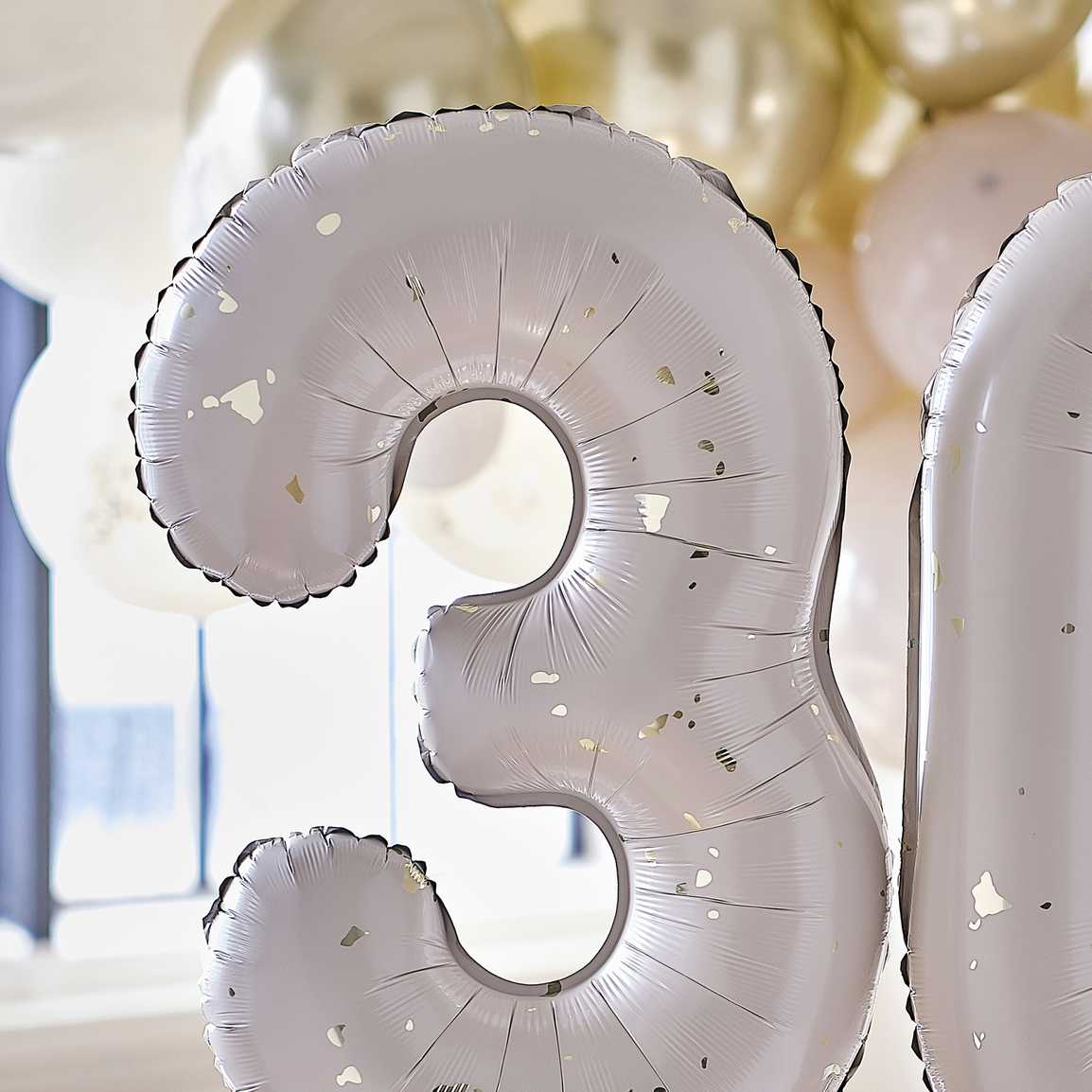 NUDE & GOLD SPECKLE 30th BIRTHDAY BALLOONS