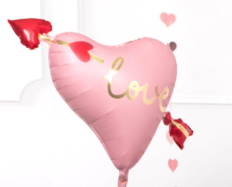 HEART WITH ARROW SHAPED FOIL BALLOON