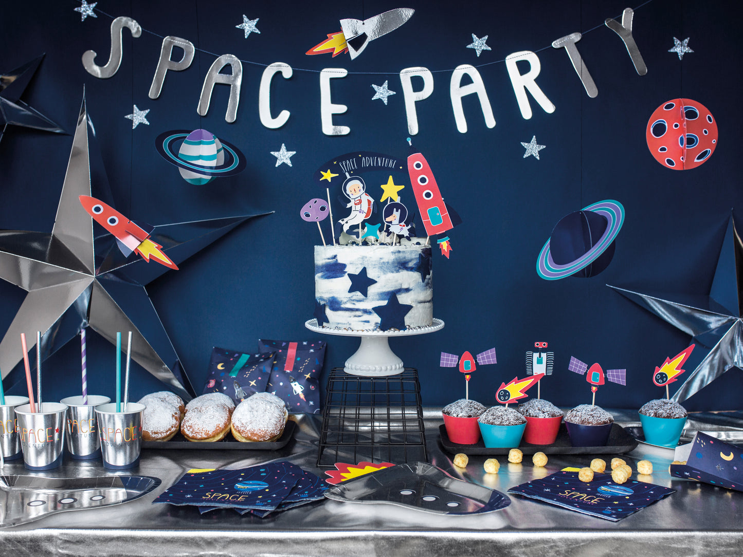 BLAST OFF TO SPACE BOX [PARTY OF 12]