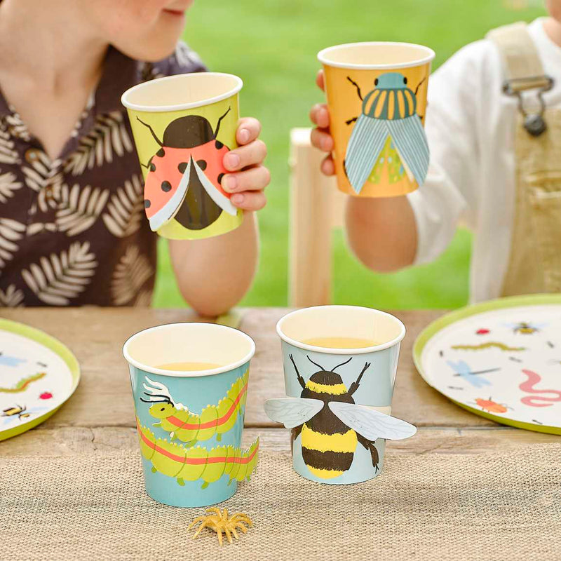 BUG PARTY POP OUT 3D PAPER CUPS