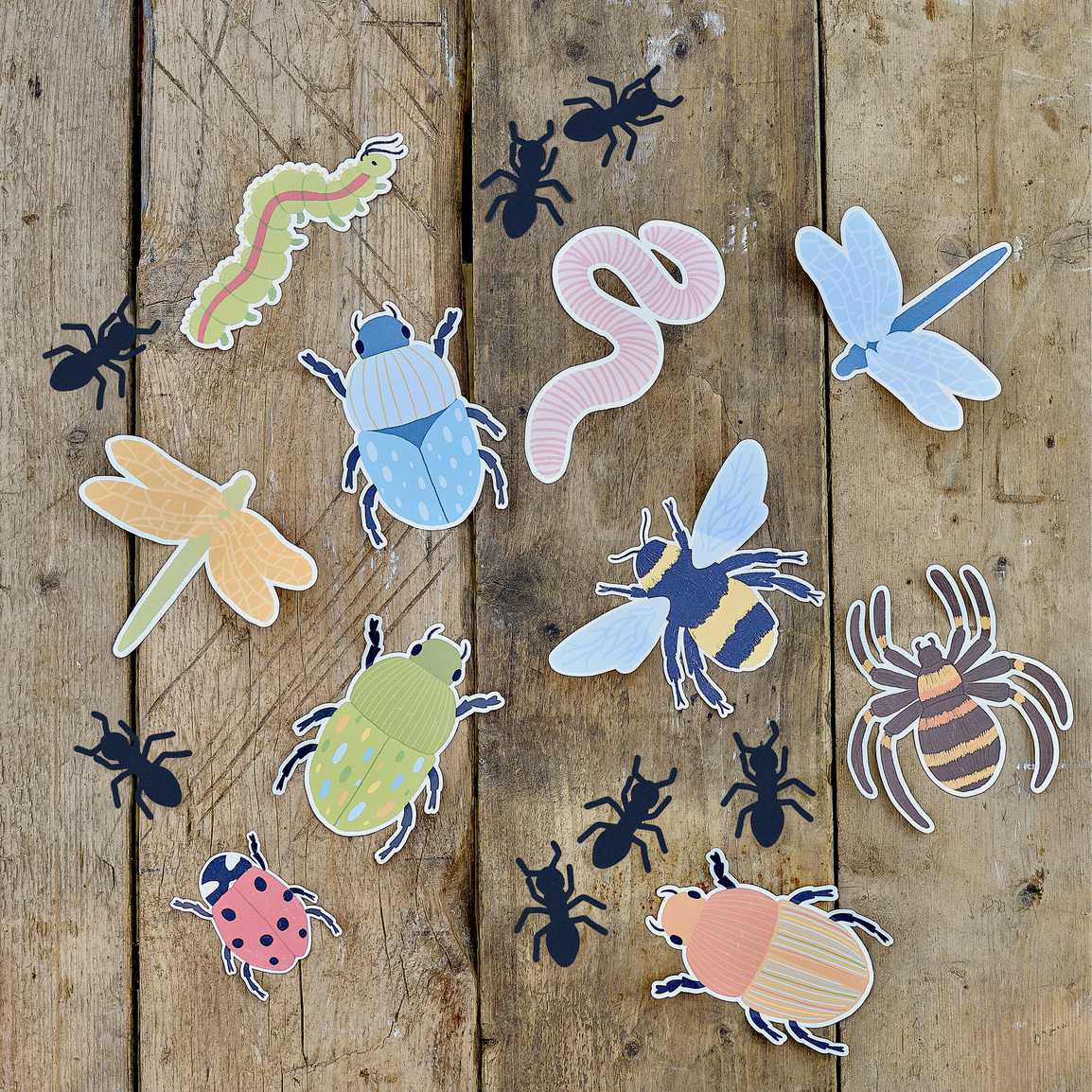 BUG PARTY WALL DECORATIONS